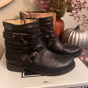 Frye Veronica Strappy Black Ankle Boot